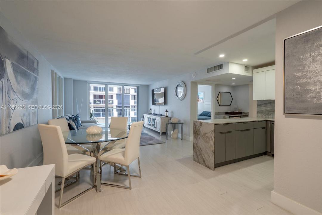 5701 Collins Ave 1417, Miami Beach, Florida 33140, Stati Uniti