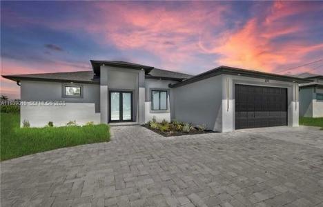 324 EL DORADO BLVD S, Cape Coral, Floryda 33991, USA