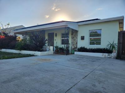 1219 N M Street, Lake Worth Beach, Florida 33460