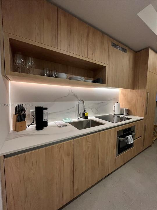 11 NE 6TH 1006, Miami, Floride 33132, États-Unis