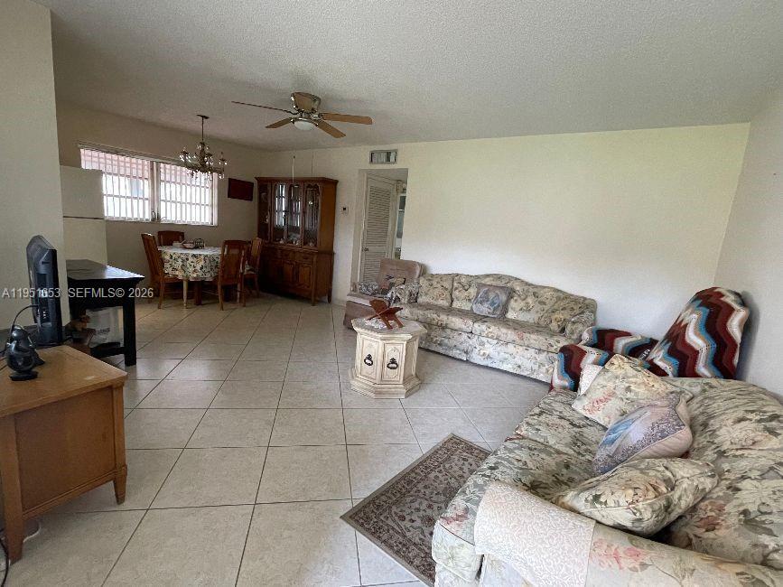 5300 Washington St S111, Hollywood, Floride 33021, États-Unis