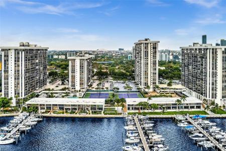 1865 Brickell Ave A105, Miami, フロリダ 33129, アメリカ合衆国