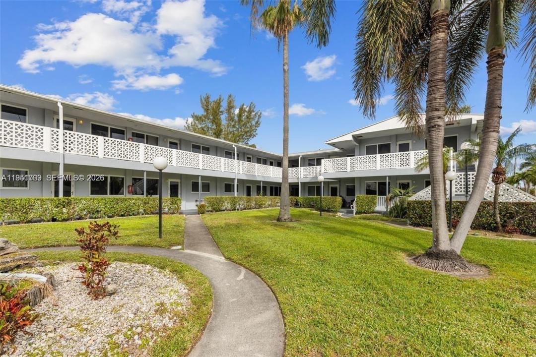 600 Layne Blvd 130, Hallandale Beach, Floride 33009, États-Unis