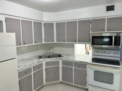1450 NE 191st St 205, Miami, Florida 33179, Estados Unidos