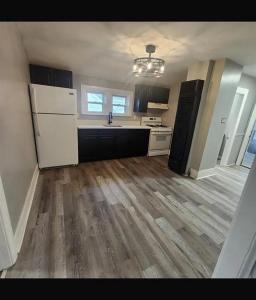 29 Princess Avenue 2, Cranston, RI 02920, USA