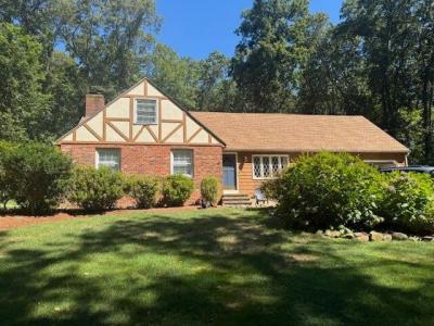 219 Brian Drive, Warwick, RI 02886, USA