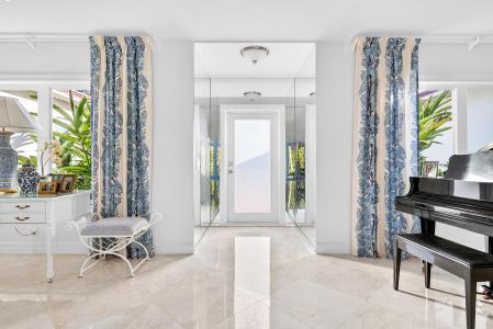 107 E Inlet Drive, Palm Beach, Florida 33480