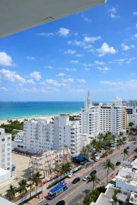 1800 Collins Ave 19G, Miami Beach, Florida 33139, USA