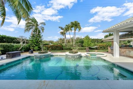 5240 Rosewood Ln, Vero Beach, Florida 32966, USA