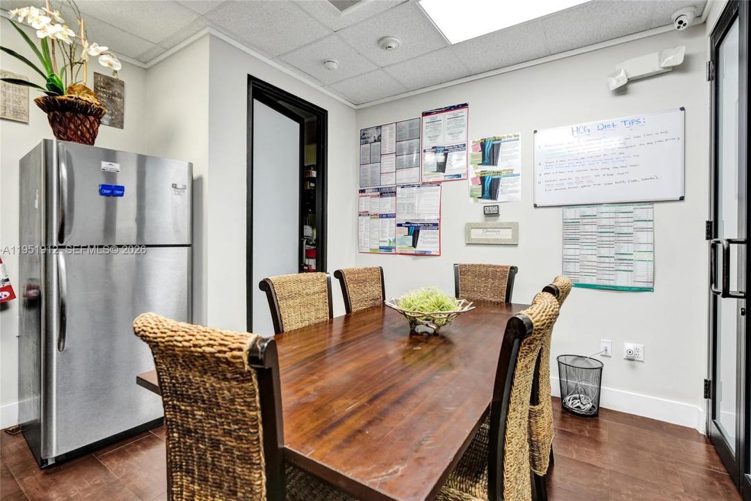 7374 SW 93rd Ave B, Miami, Florida 33173, USA