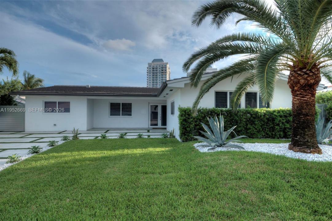1250 NE 82nd St, Miami, Floride 33138, États-Unis