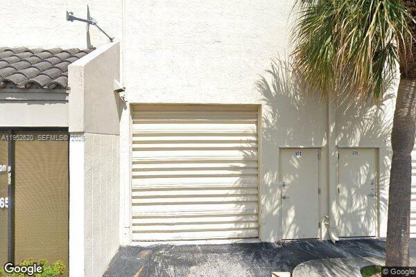 6175 NW 167th St G18, Hialeah, Florida 33015, Stati Uniti
