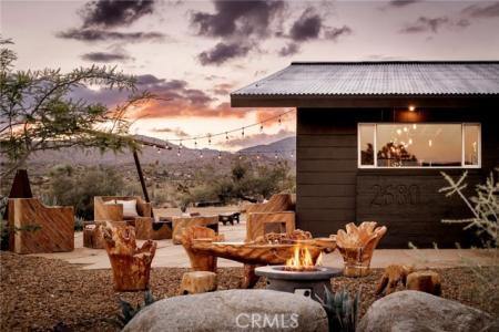 Vine, Pioneertown, Californie 92268, États-Unis