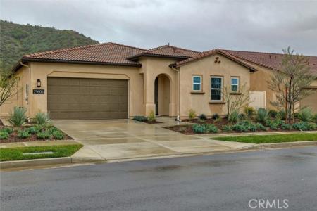 Paseo Capilla, Valencia, California 91354