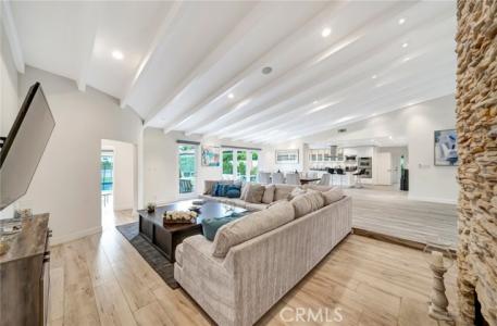 Calvert Street, Woodland Hills, California 91367, Stati Uniti