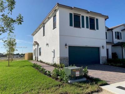 13034 SW 233rd Ter, Homestead, Florida 33032, USA