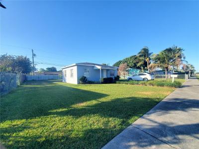 10040 SW 170th Ter, Miami, Florida 33157, USA