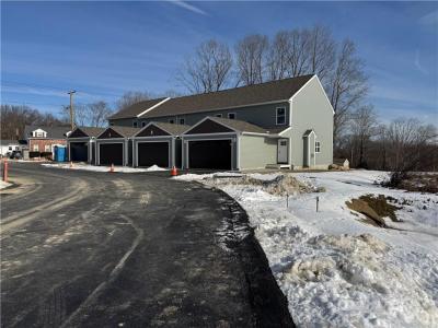 8 Trinity Way, Johnston, RI 02919, USA