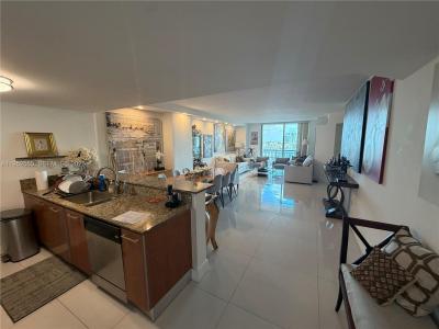 9066 SW 73rd Ct 1105, Miami, Florida 33156, USA