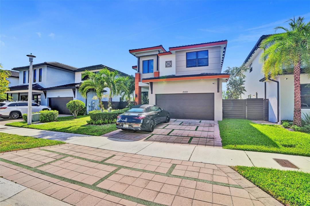 15501 NW 88th Avenue 15501, Miami Lakes, Florida 33018, Stati Uniti