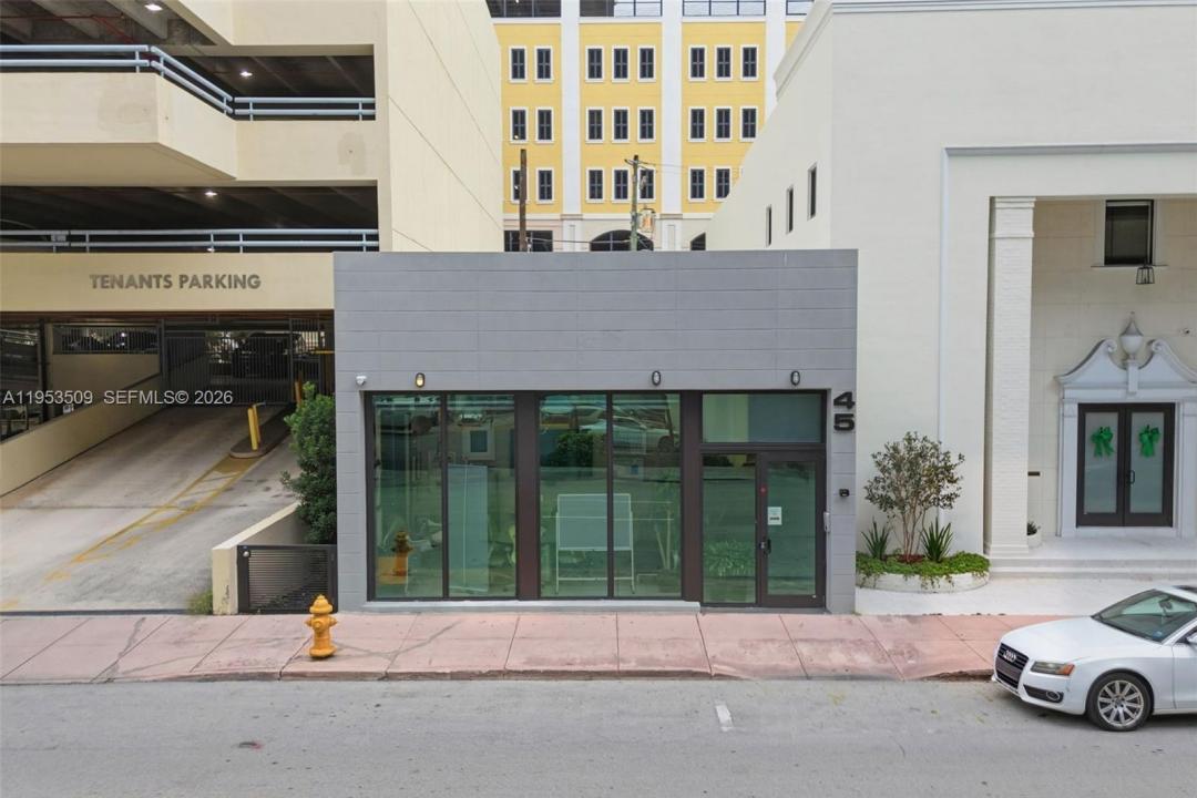 45 Valencia Ave, Coral Gables, Florida 33134, Amerika Birleşik Devletleri