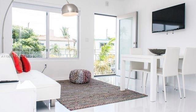 801 15th St 208, Miami Beach, Floride 33139, États-Unis