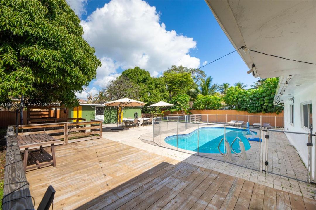 1765 NE 145th St, Miami, Florida 33181, Stati Uniti