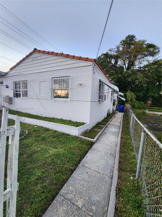 405 NW 64th St 2, Miami, 플로리다 33150, 미국