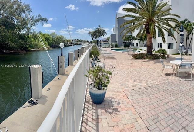 2850 NE 14th St Cswy 110B, Pompano Beach, Floride 33062, États-Unis