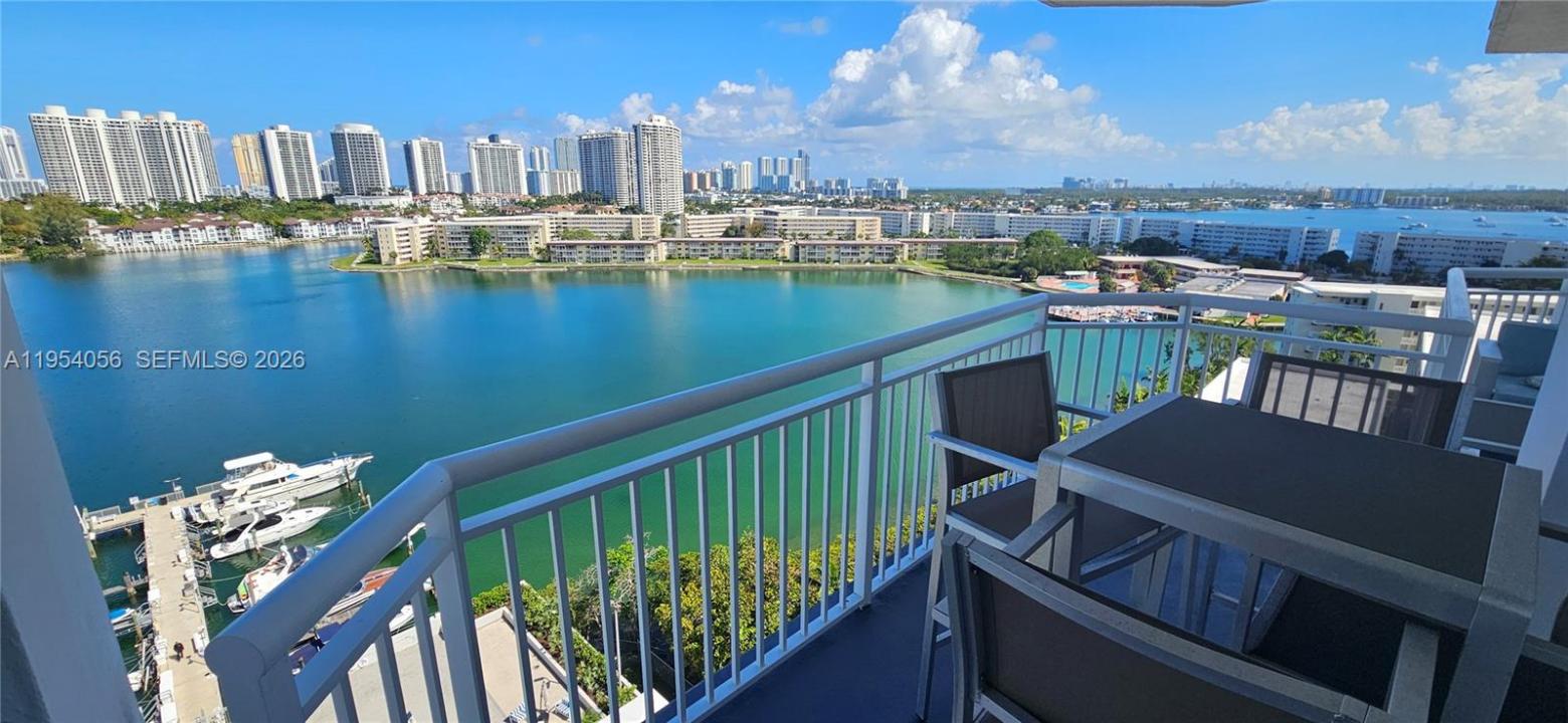 18041 Biscayne Blvd 1405, Aventura, Florida 33160, Stati Uniti