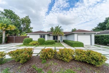 19441 NW 59th Pl, Hialeah, Floryda 33015, USA