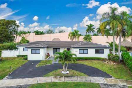 10870 SW 106th Ave, Miami, Florida 33176, USA
