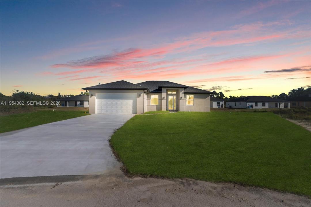 1930 Zombar Ct, Lehigh Acres, Floride 33972, États-Unis