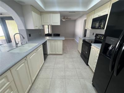 1109 SE 10th St, Deerfield Beach, Florida 33441