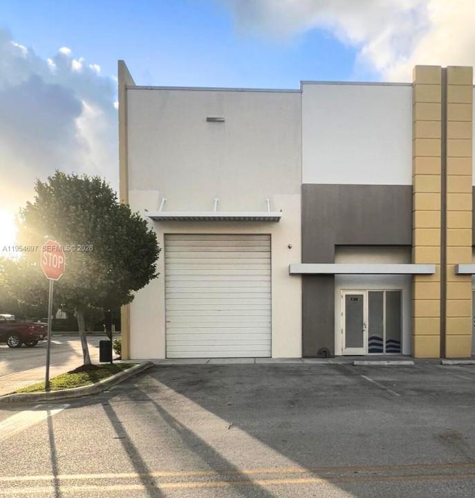 10893 NW 17th St 130, Sweetwater, 佛羅里達州 33172, 美國