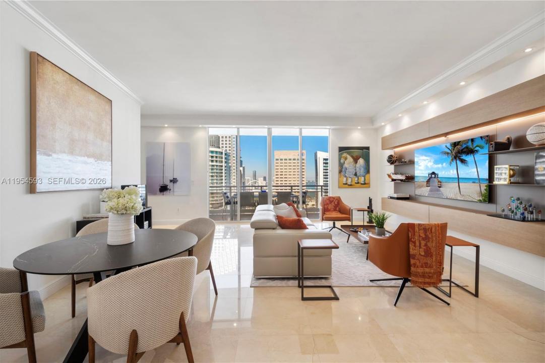 901 Brickell Key Blvd 3706, Miami, Florida 33131, USA