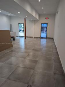 18139 NE 19th Ave, North Miami Beach, Florida 33162, USA