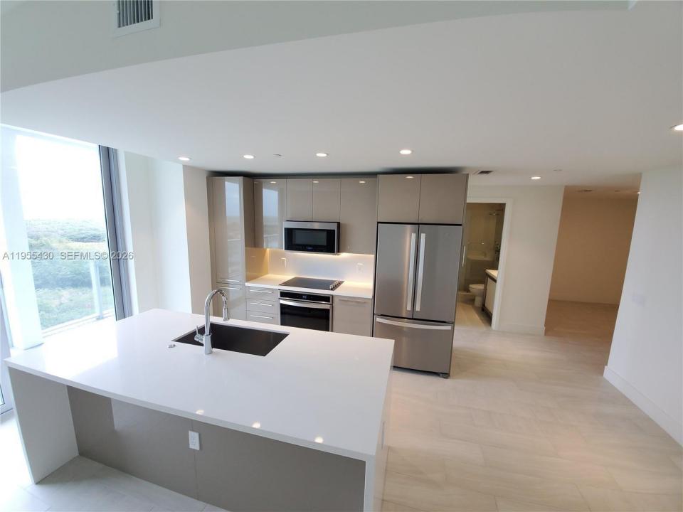 2000 Metropica Way 1401, Sunrise, Floride 33323, États-Unis