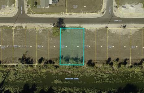 906 NE 23RD TER, Cape Coral, Florida 33909, USA