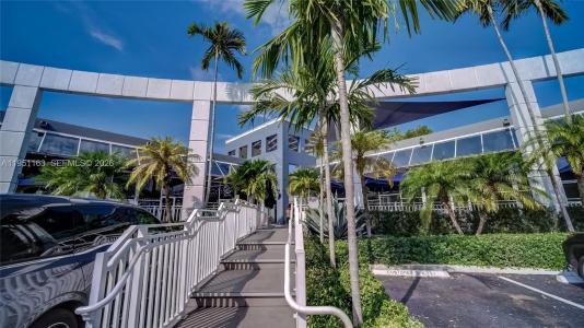 260 Crandon Blvd E18, Key Biscayne, Florida 33149, USA