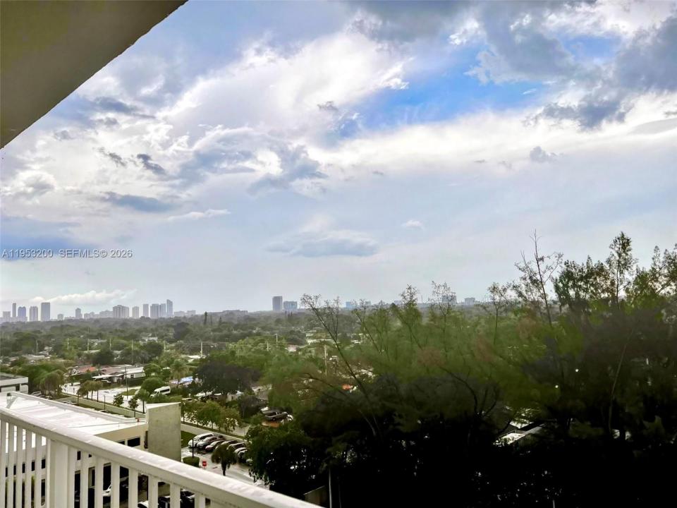 1300 NE Miami Gardens Dr 1001E, Miami, Floride 33179, États-Unis