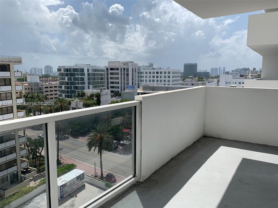 100 Lincoln Rd 903, Miami Beach, Florida 33139, USA