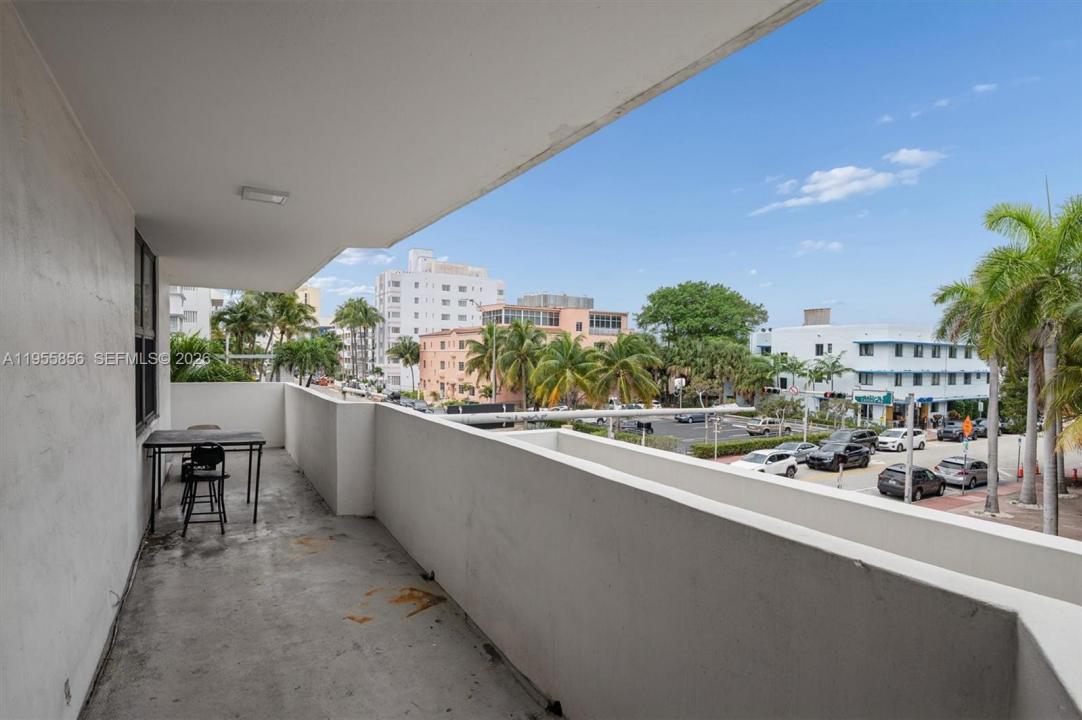 4301 Collins Ave 202, Miami Beach, Florida 33140, Stati Uniti