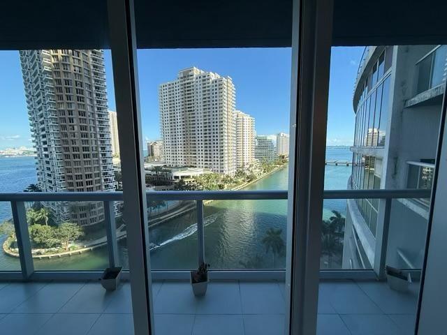 465 Brickell Avenue 1201, Miami, Florida 33131