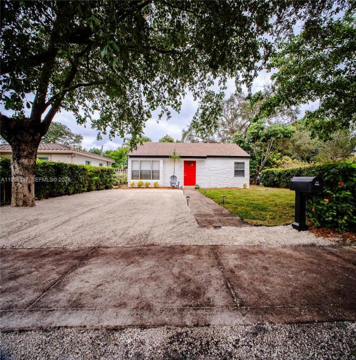 1500 NW 3rd Ave ., Fort Lauderdale, Florida 33311, USA