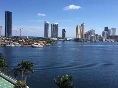 3600 Mystic Pointe Dr 1017, Aventura, Florida 33180, USA