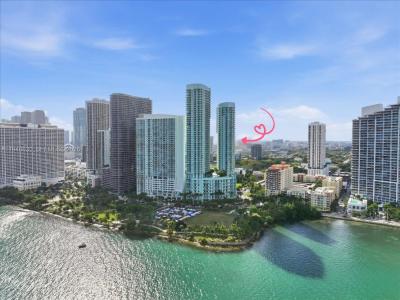 1900 N Bayshore Dr 1518, Miami, Florida 33132, USA