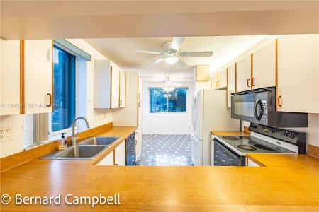 7264 S Devon Dr 112, Tamarac, Florida 33321, USA