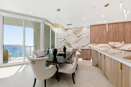 1063 Hillsboro Mile 807, Hillsboro Beach, Florida 33062, USA