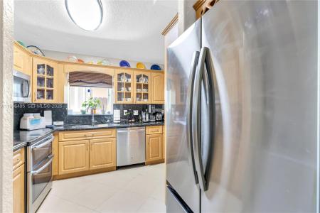 9719 NW 127th St, Hialeah Gardens, Florida 33018